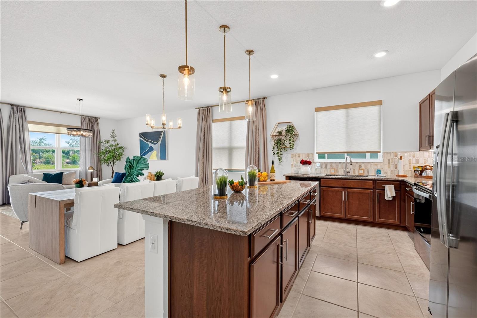 415 Overpool Avenue Property Photo 18
