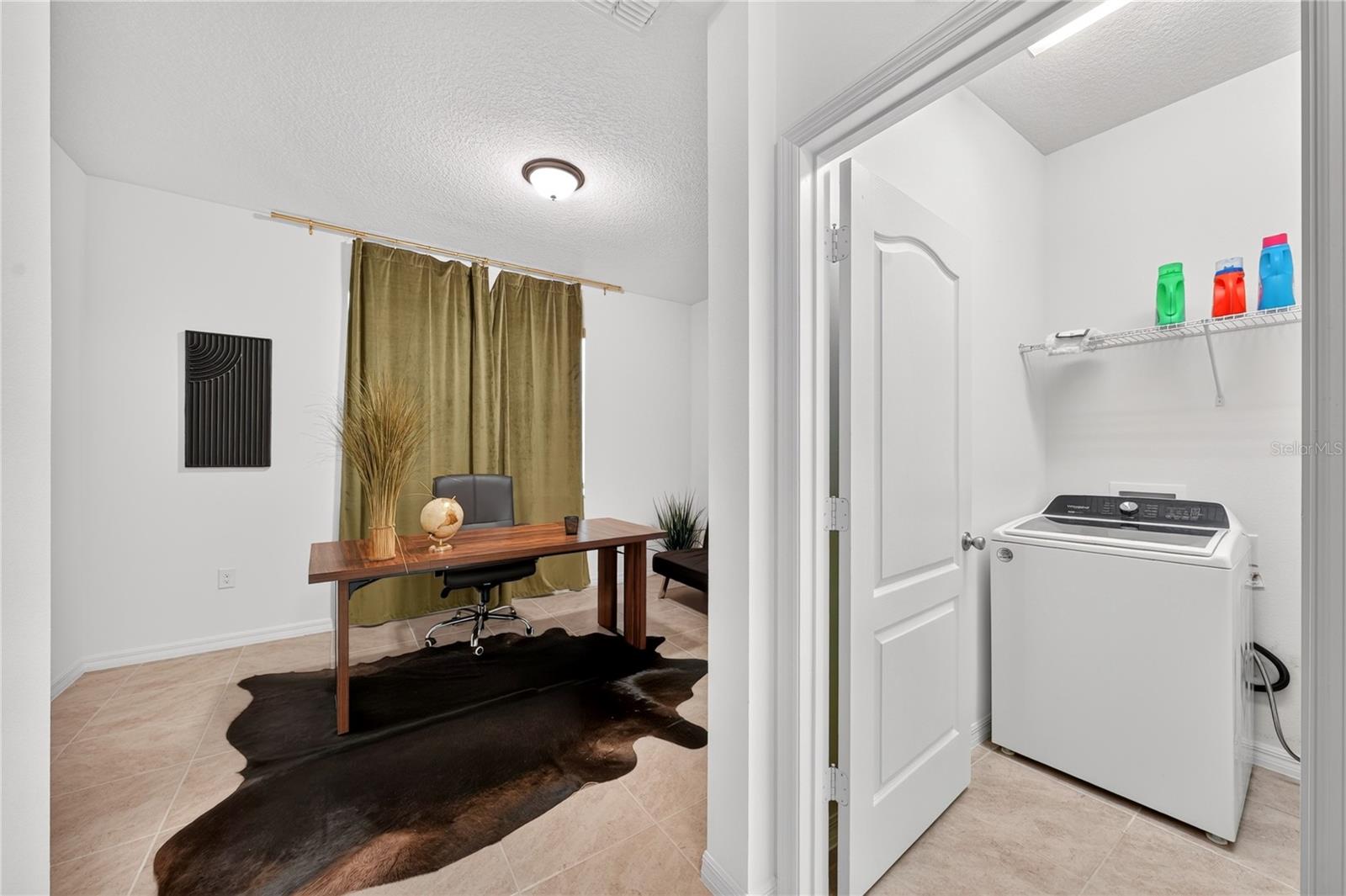 415 Overpool Avenue Property Photo 34