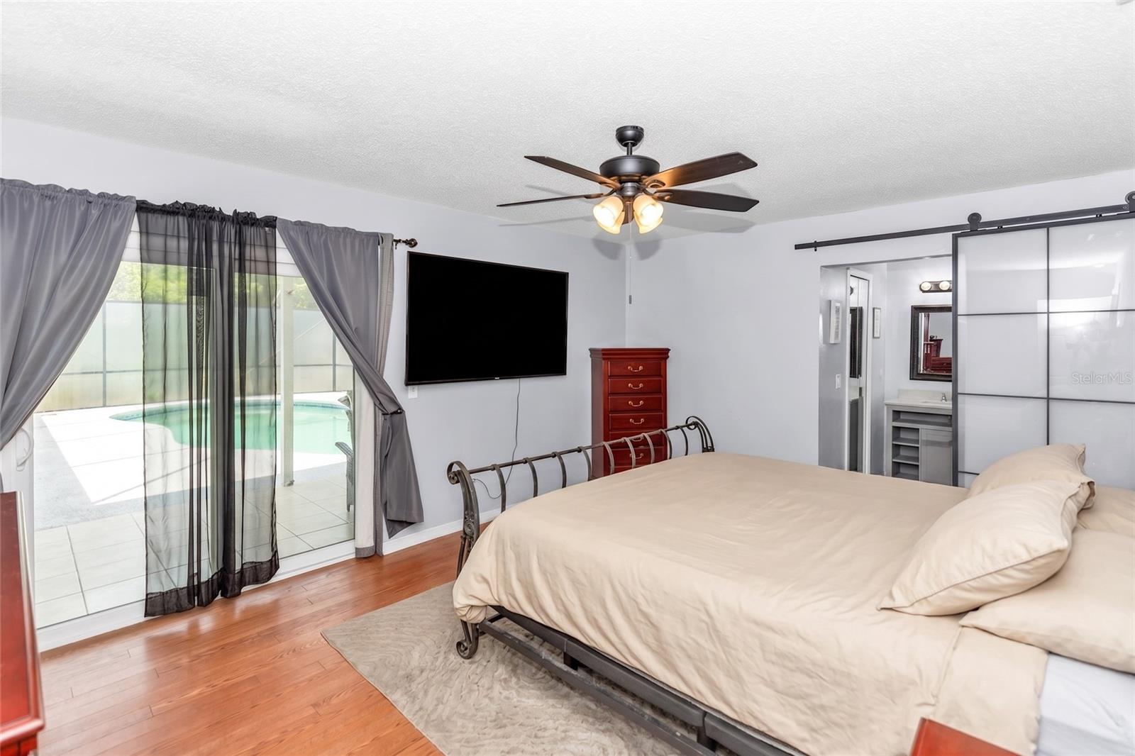 1499 E Normandy Blvd Property Photo 17
