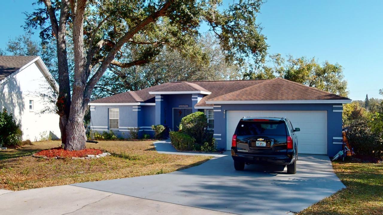 O6422266 Property Photo 2