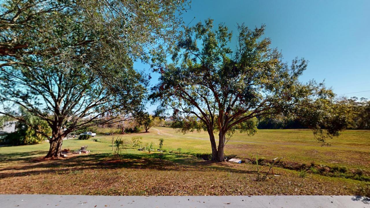O6422266 Property Photo 8