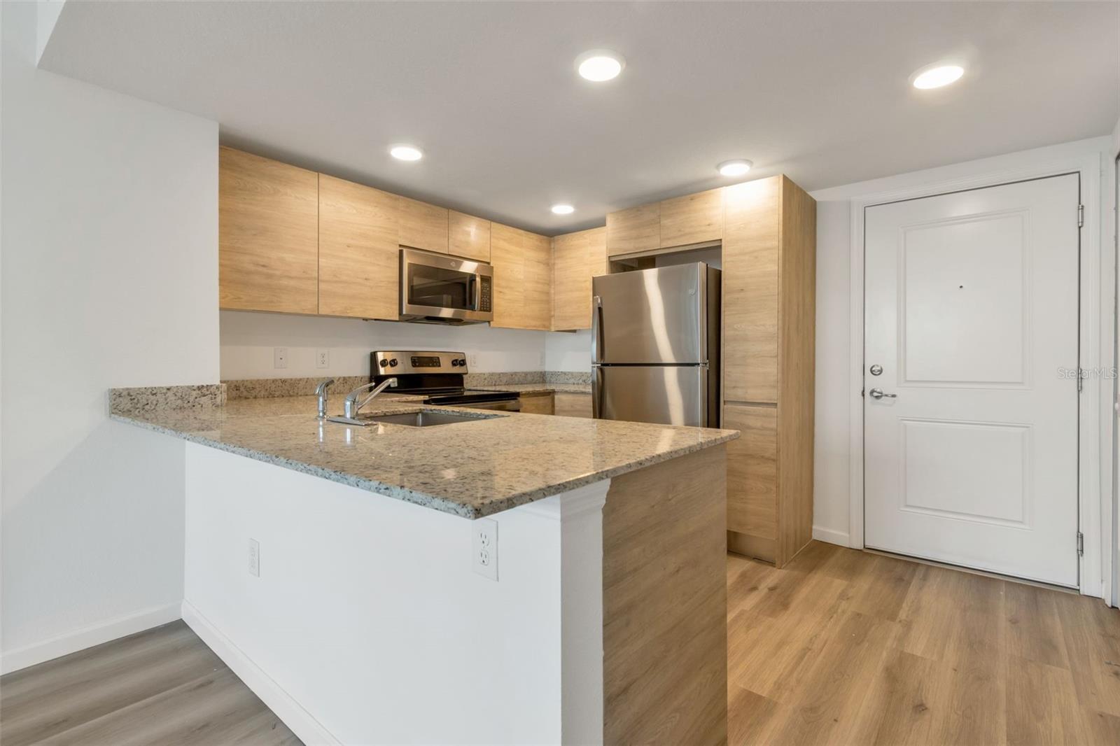 1220 Southstation Pl #404 Property Photo 6