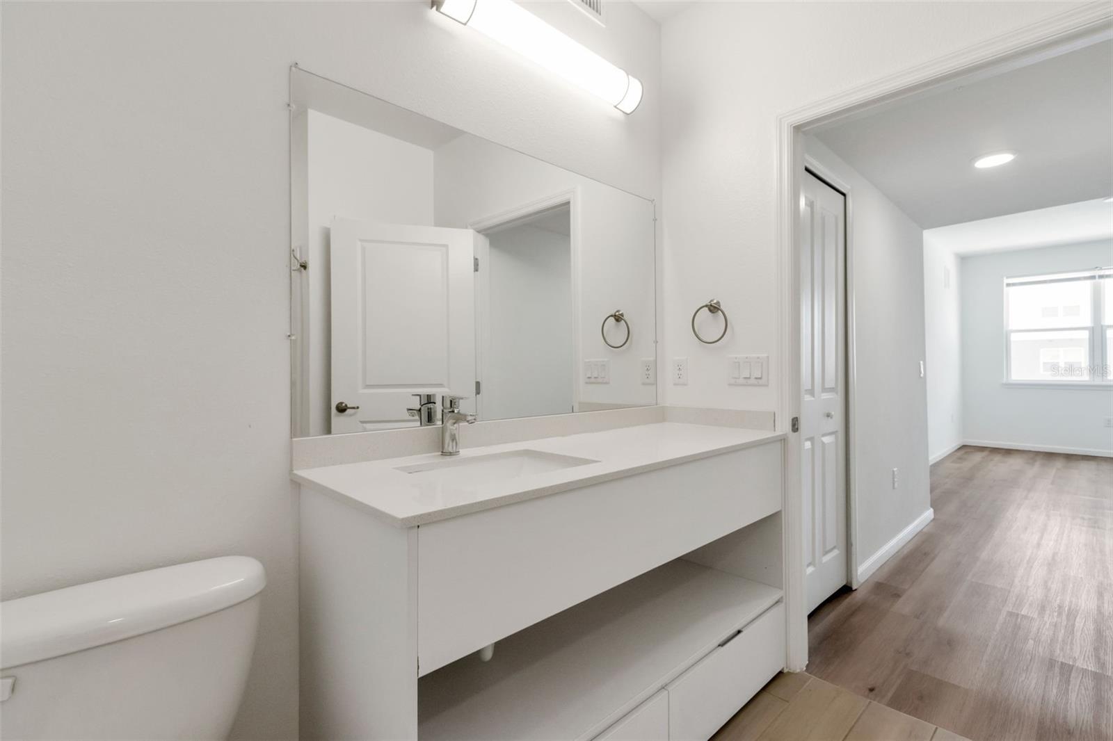 1220 Southstation Pl #404 Property Photo 10
