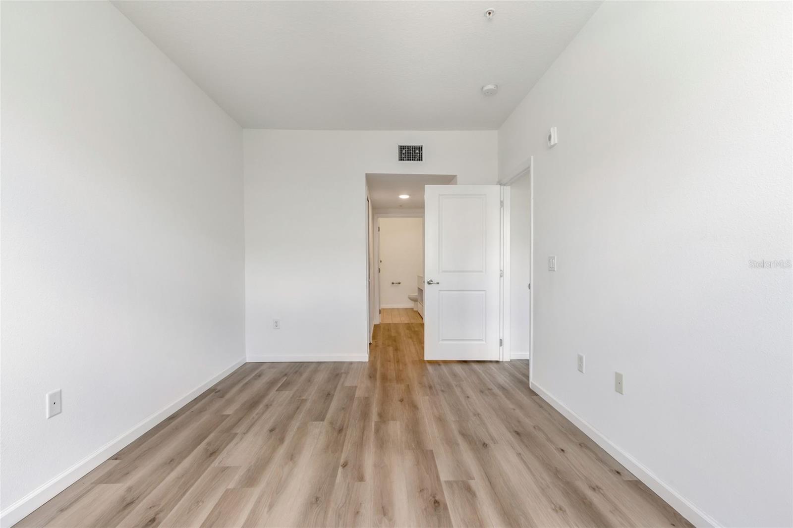 1220 Southstation Pl #404 Property Photo 22