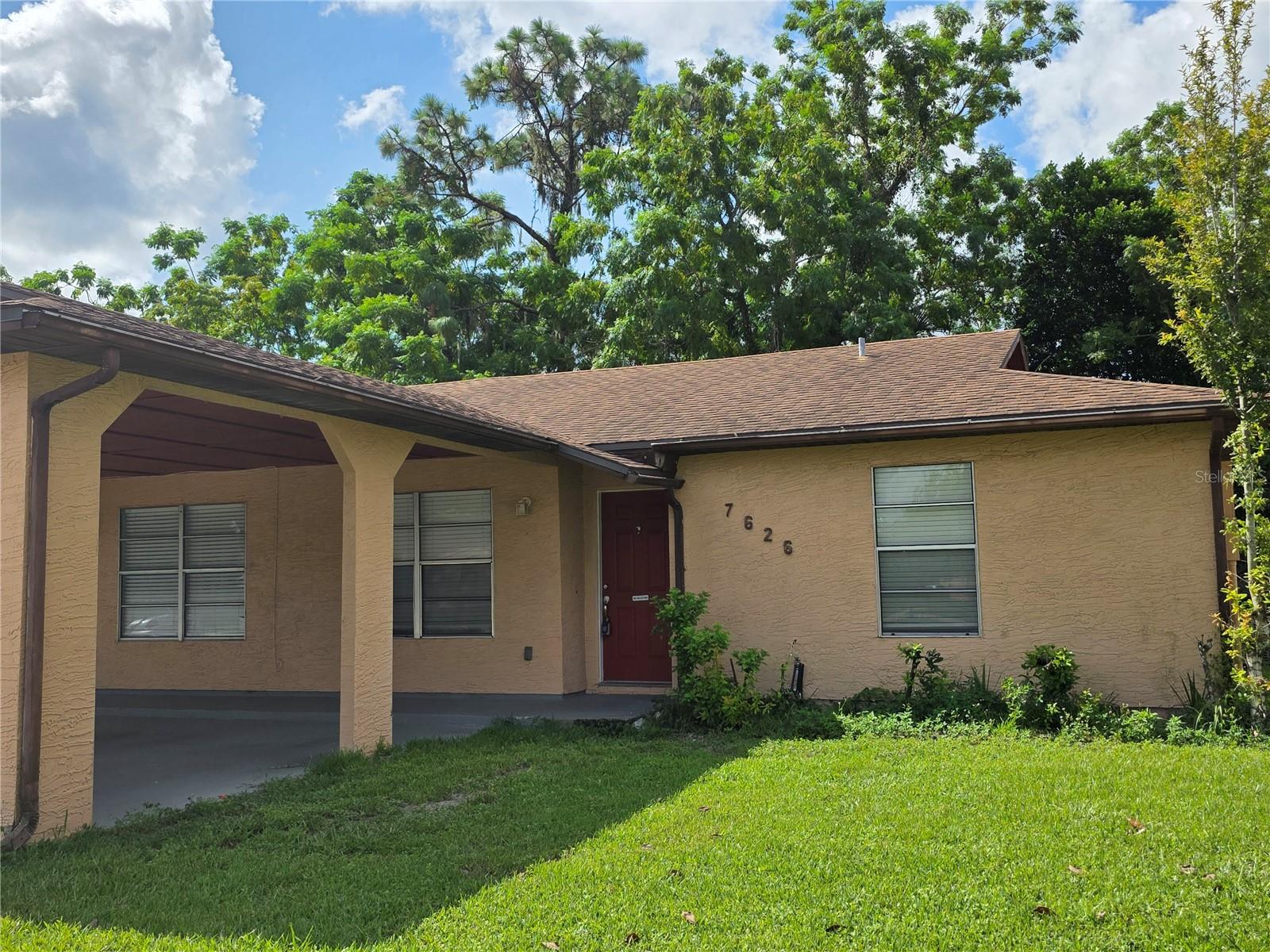 7626 Golden Glenn Dr Property Photo 1
