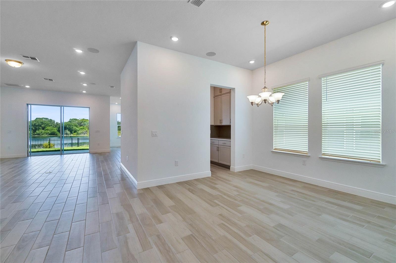 7446 Alpine Butterfly Ln Property Photo 14