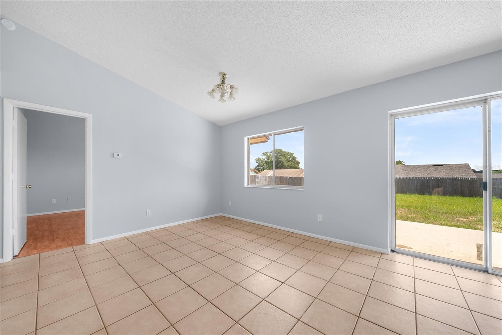 7853 Kensingham Ct Property Photo 11