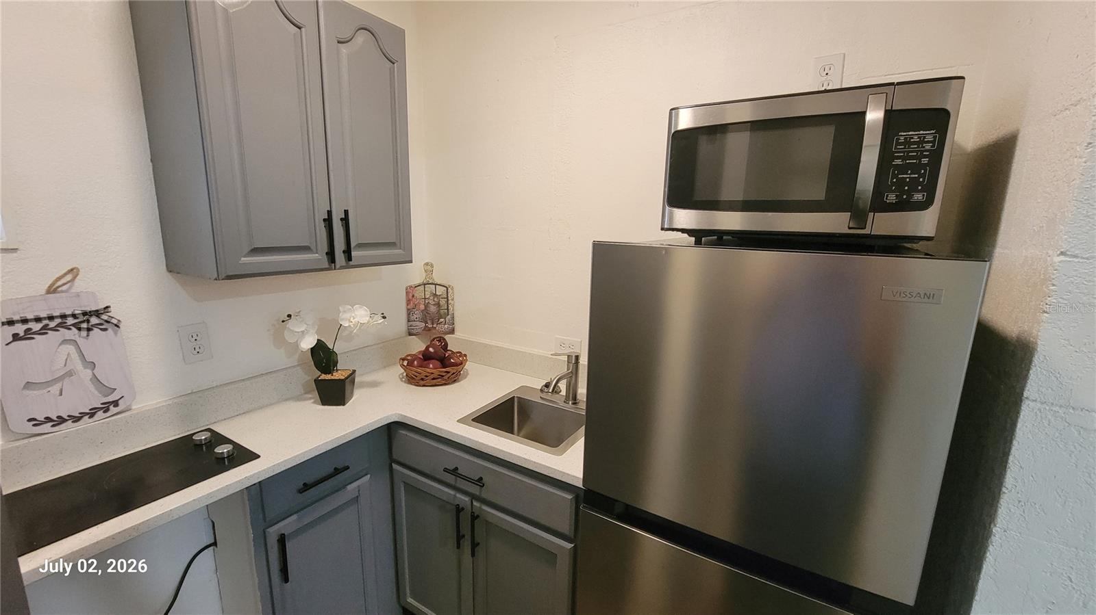 345 N Thompson Rd #b Property Photo 3