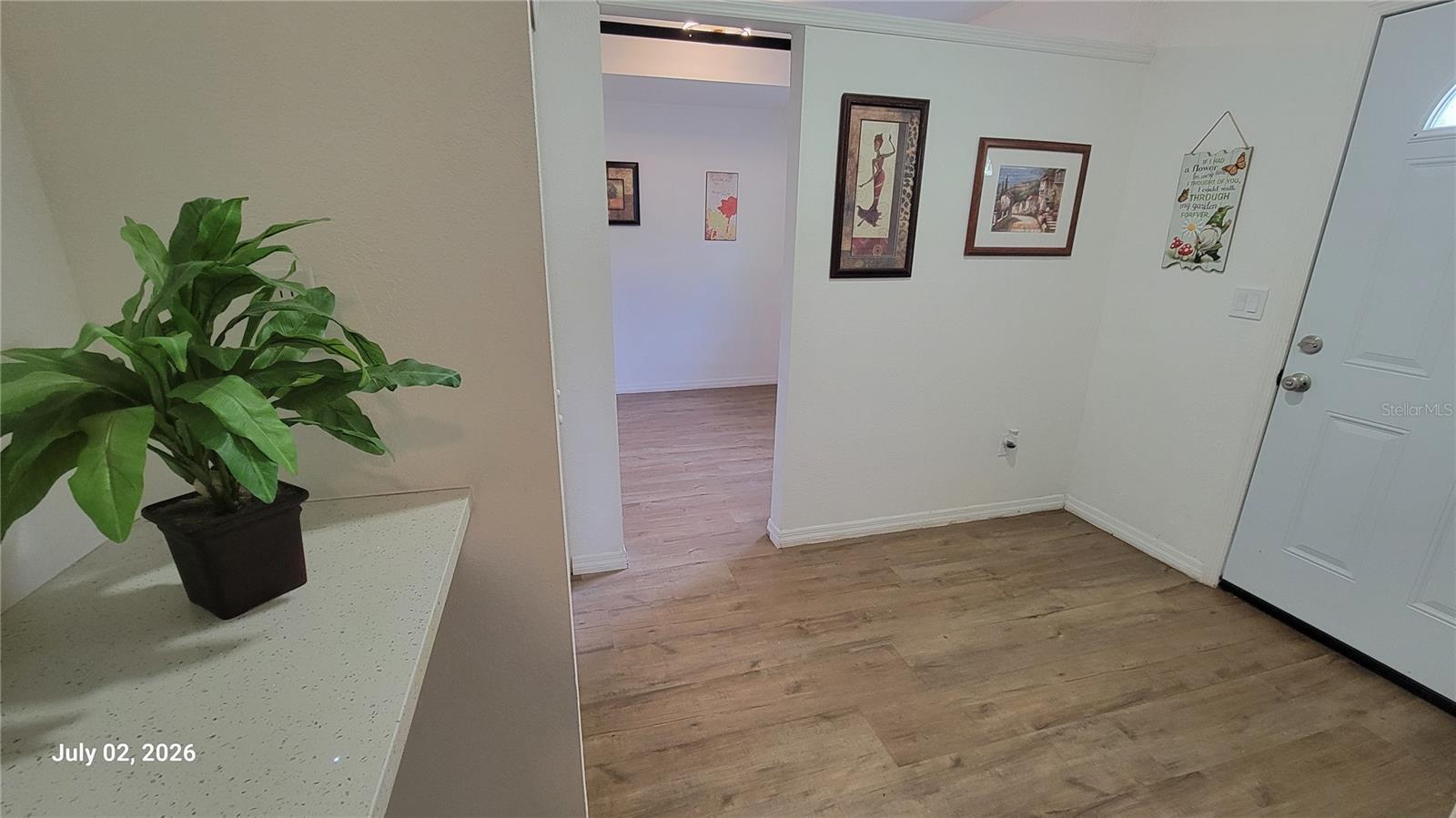 345 N Thompson Rd #b Property Photo 6
