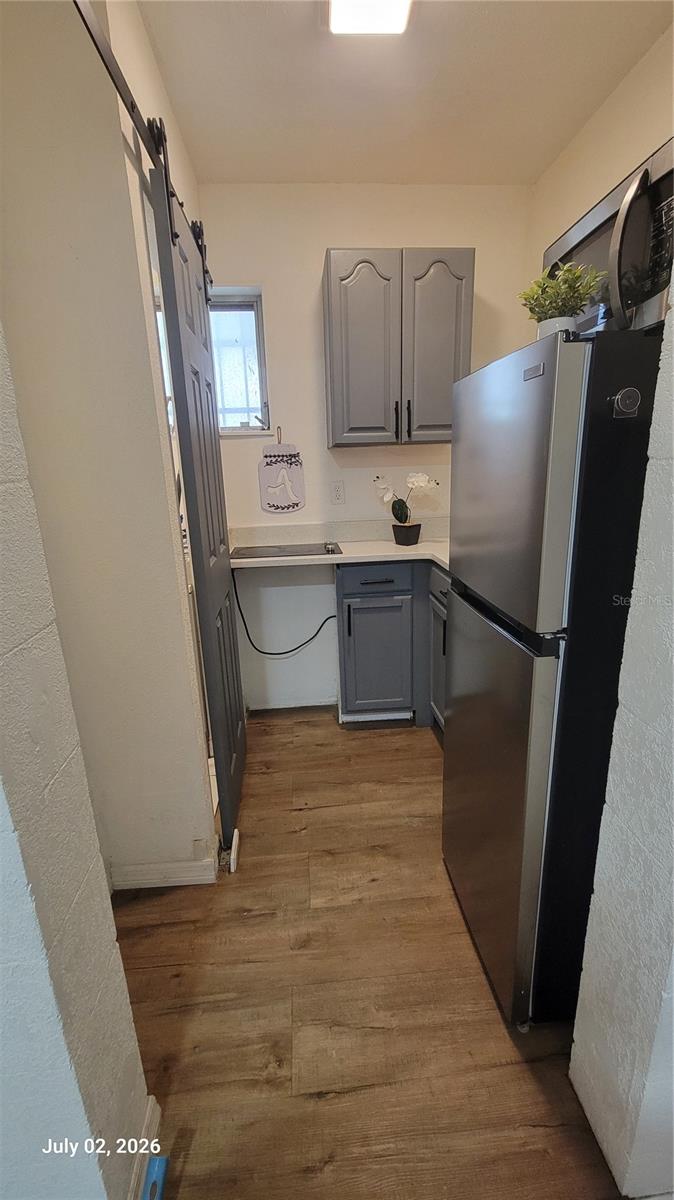 345 N Thompson Rd #b Property Photo 11