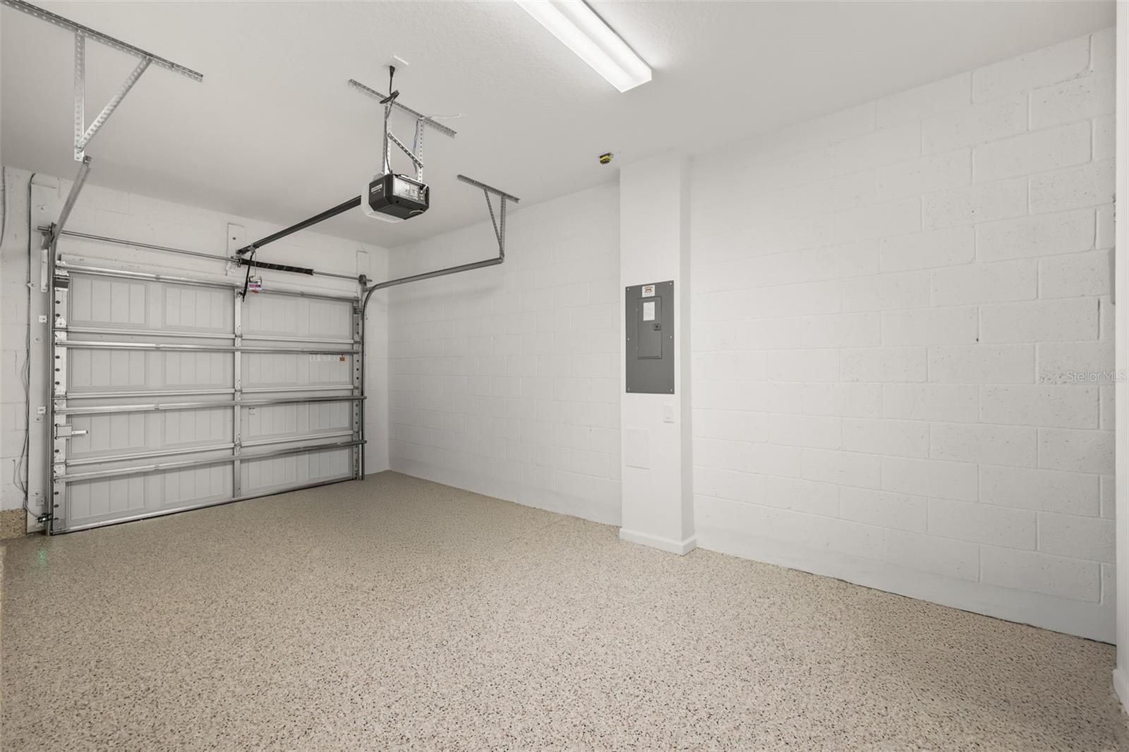14937 Harvest St Property Photo 29