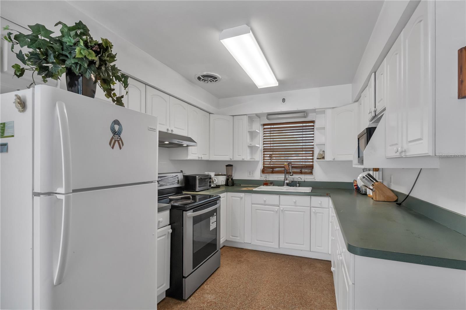 6201 Antilla Dr Property Photo 22