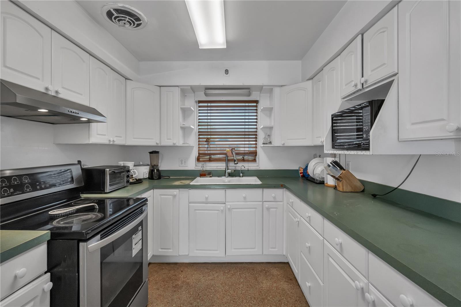 6201 Antilla Dr Property Photo 23