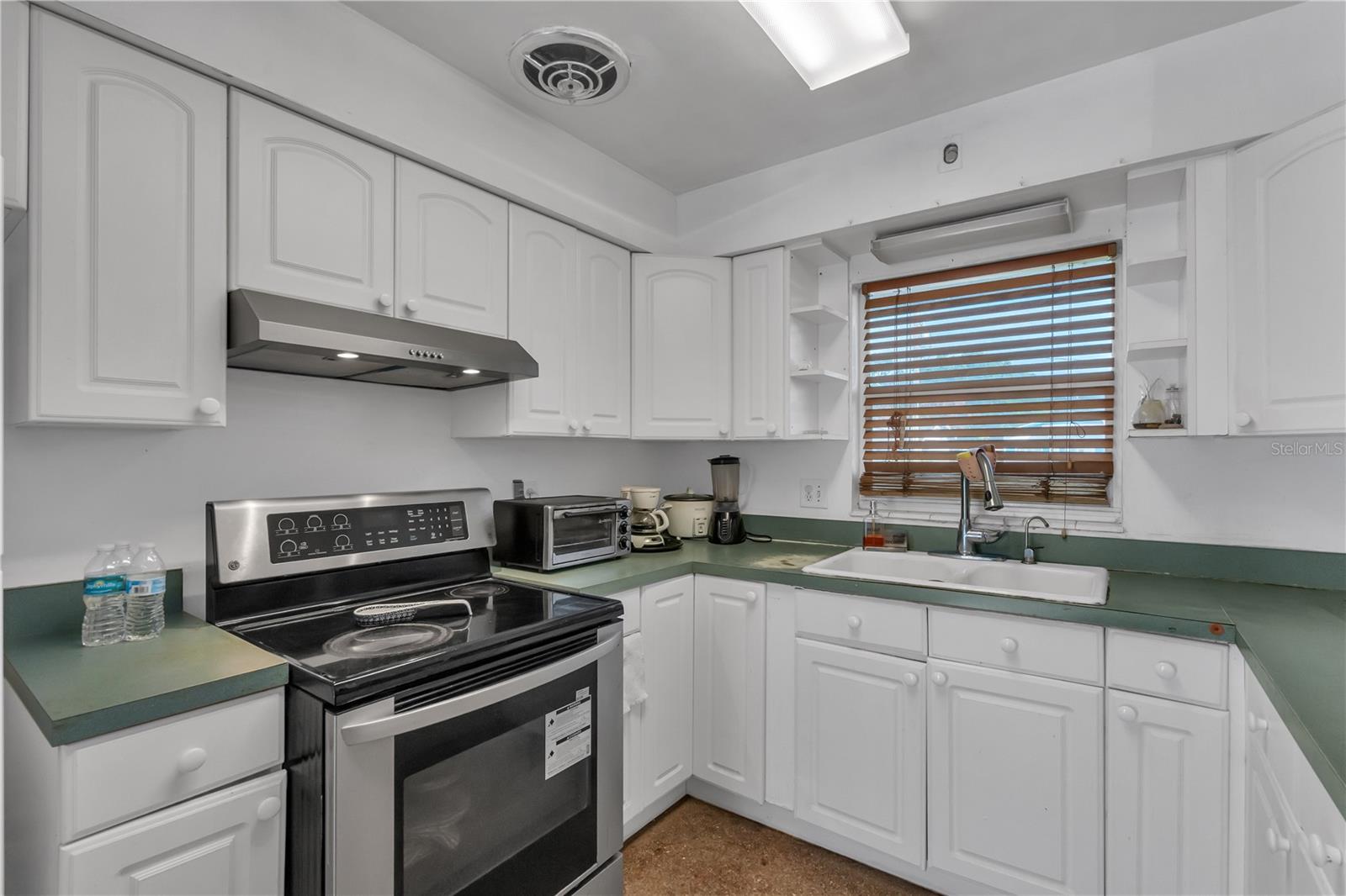 6201 Antilla Dr Property Photo 24
