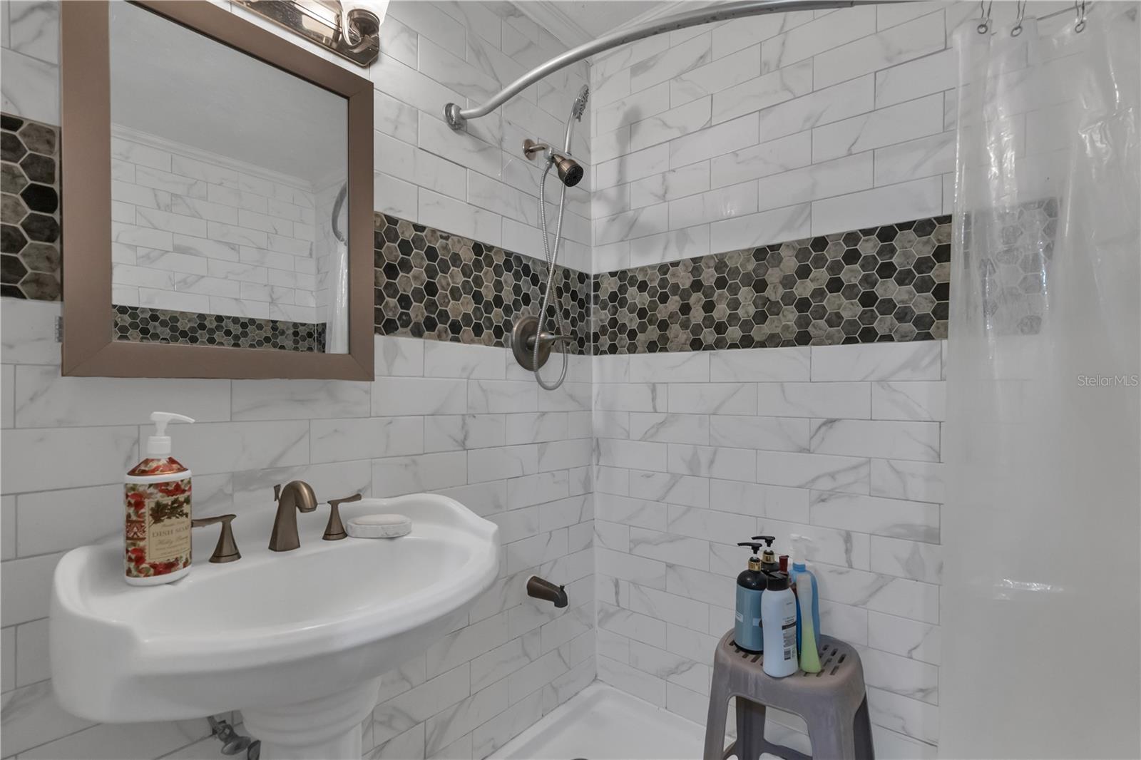 6201 Antilla Dr Property Photo 32