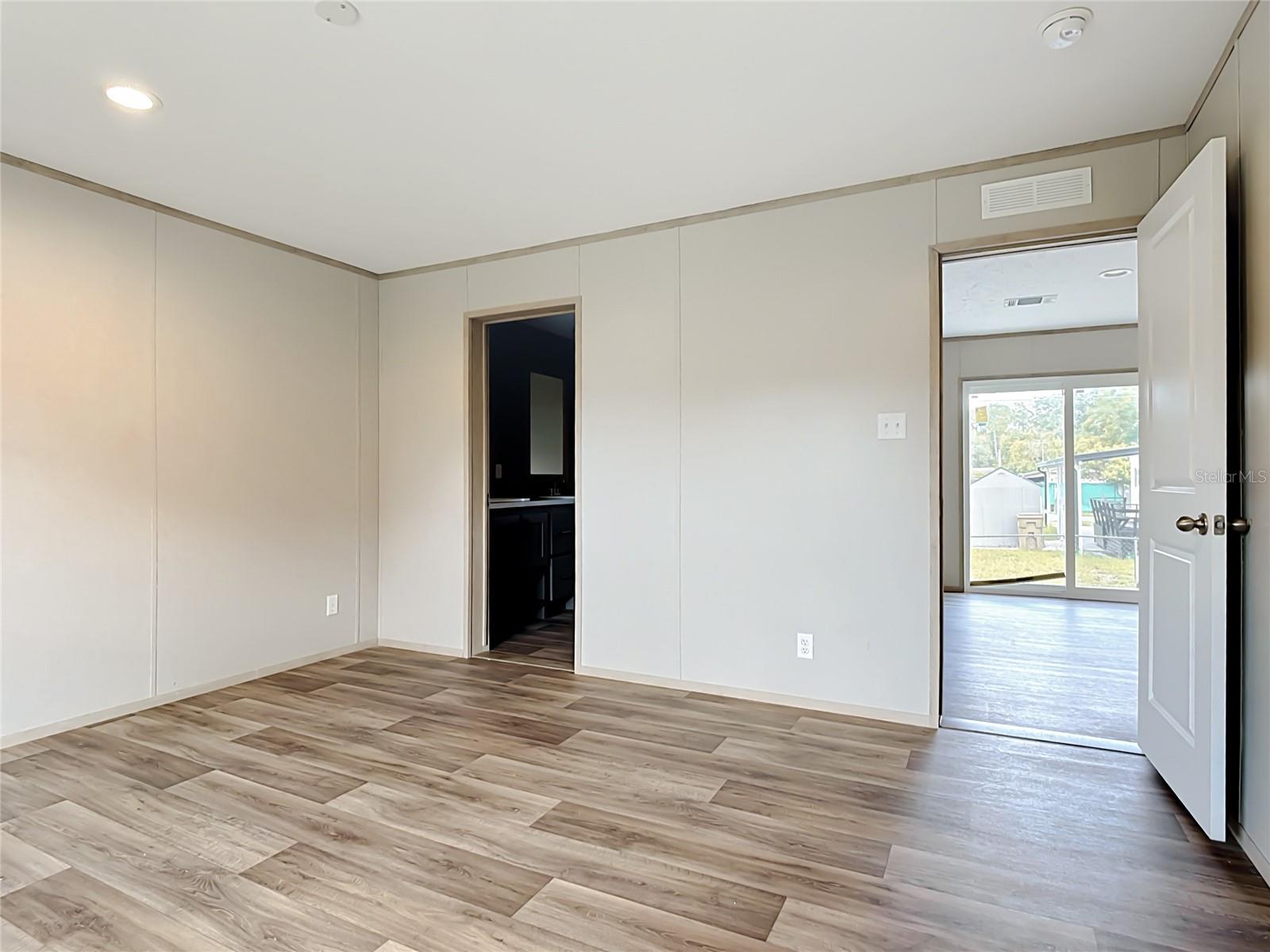 1657 Flounder St Property Photo 24