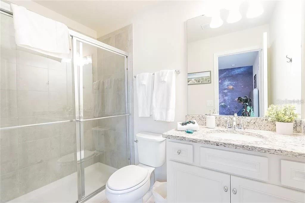 7243 Oakmoss Loop Property Photo 36