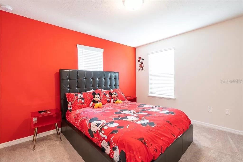 7243 Oakmoss Loop Property Photo 39