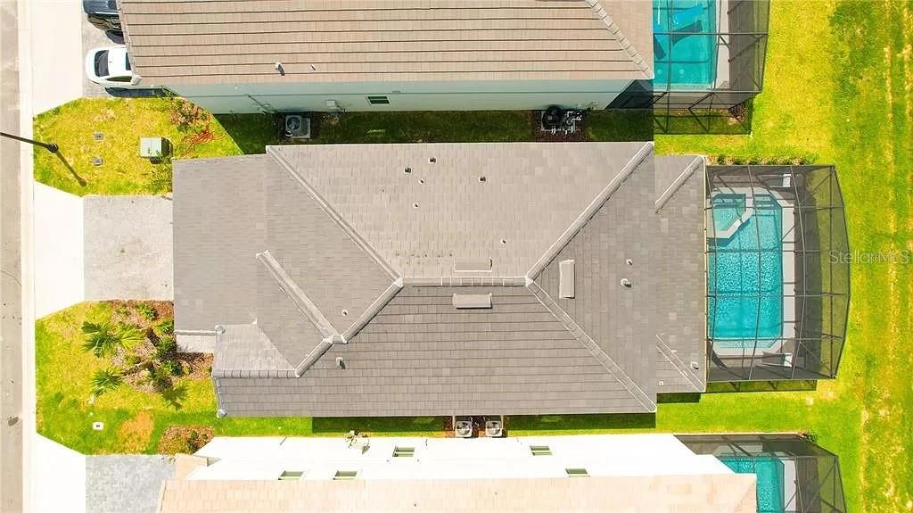 7243 Oakmoss Loop Property Photo 43