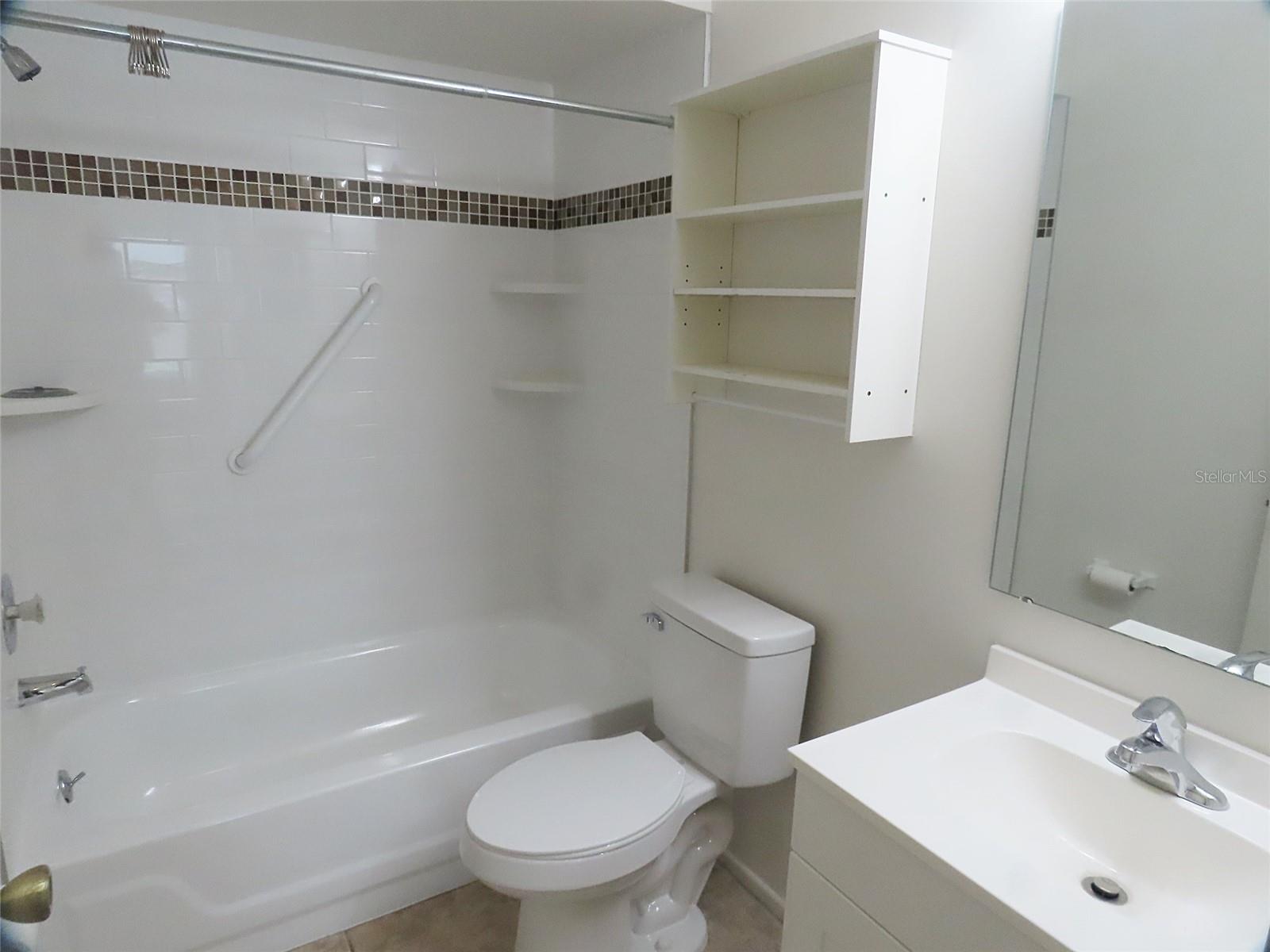 104 Northlake Dr #104 Property Photo 14