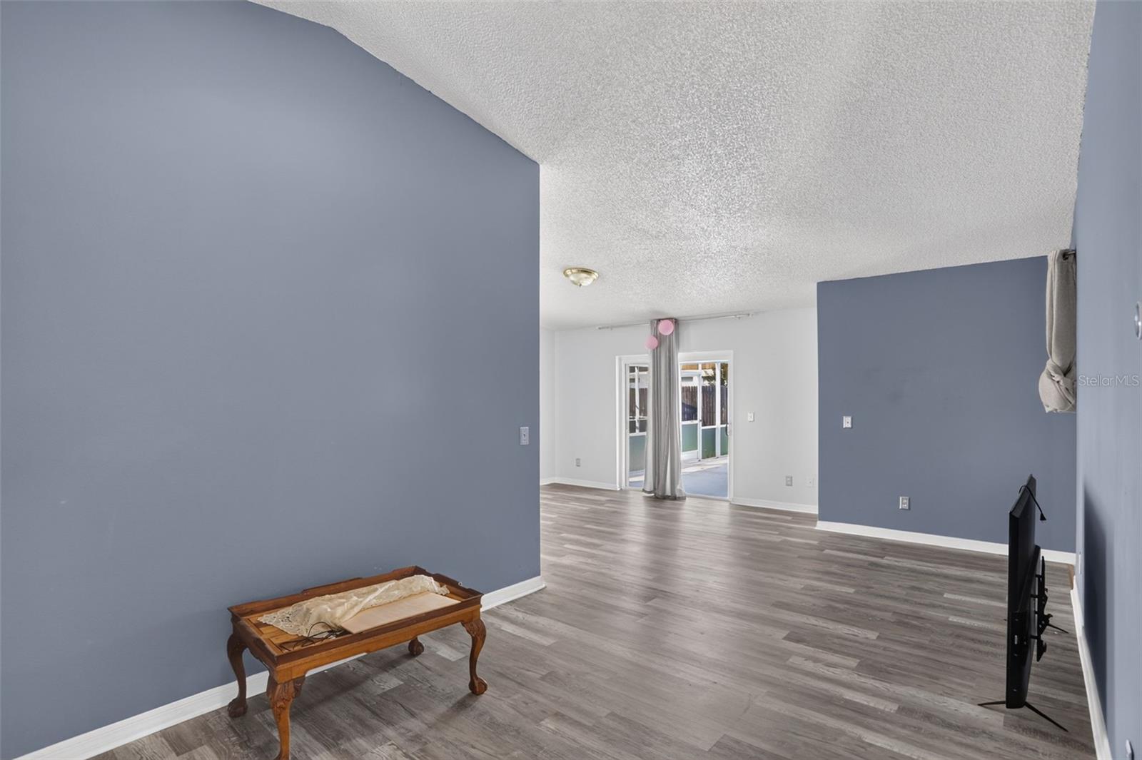 7813 Turkey Oak Ln Property Photo 4