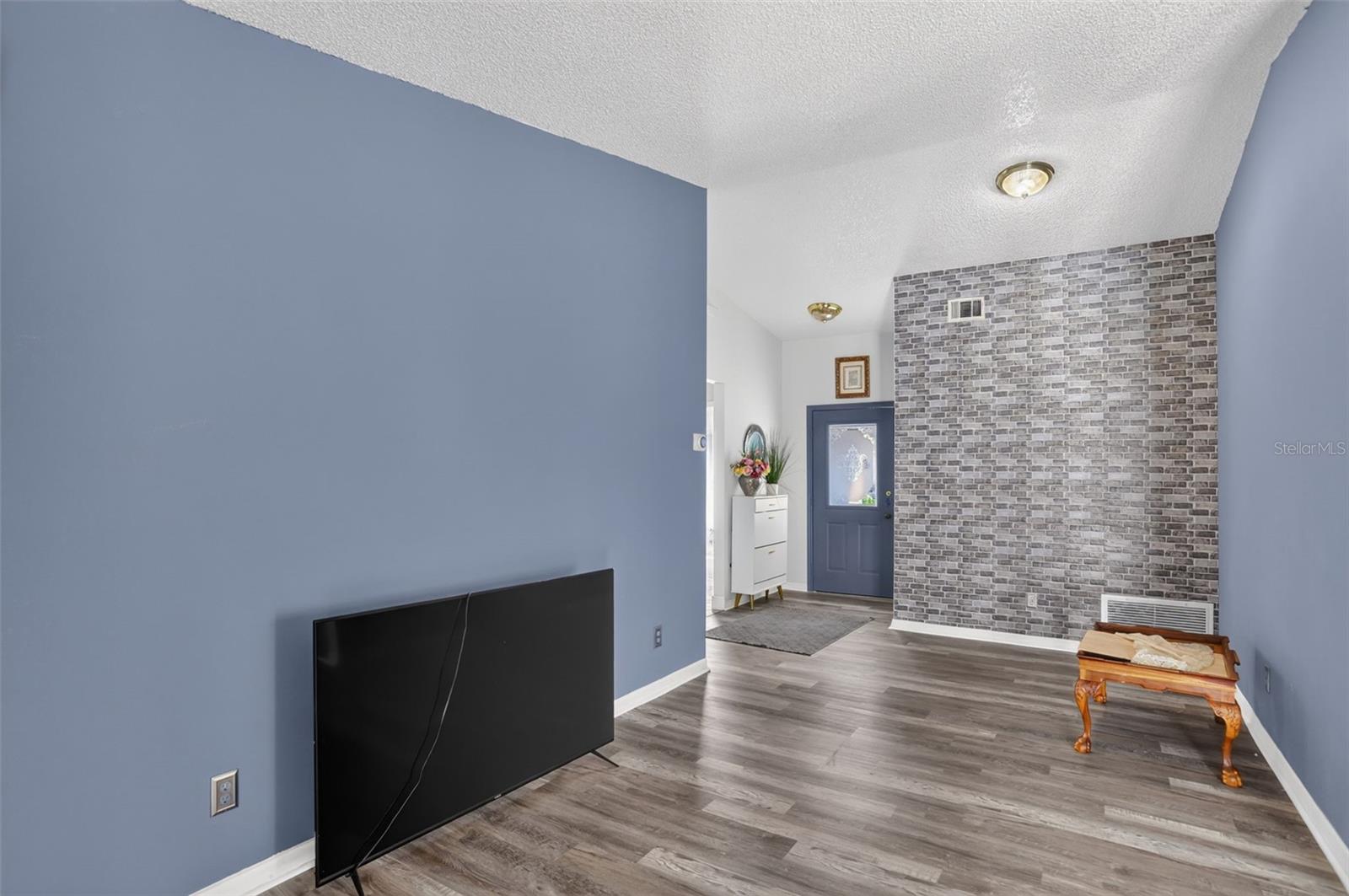 7813 Turkey Oak Ln Property Photo 5