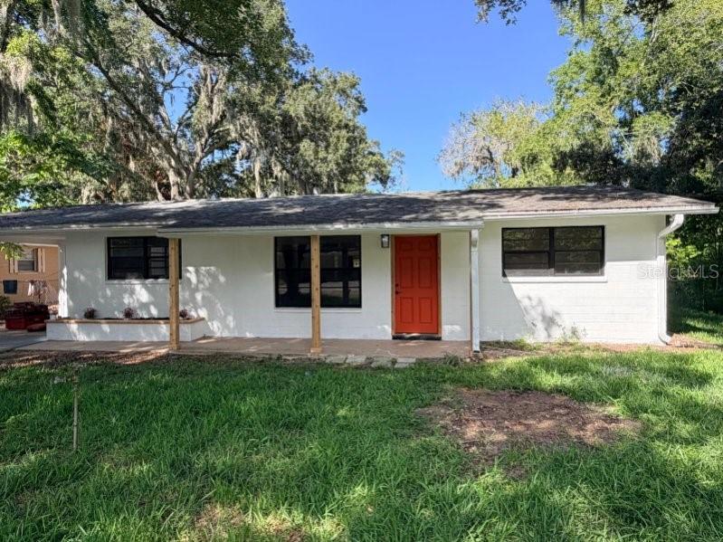 702 Avenue A Property Photo 1