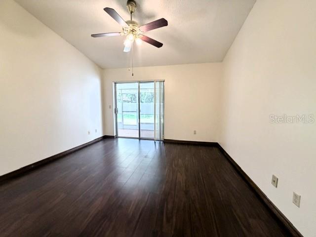 5184 Lazy Oaks Dr Property Photo 18
