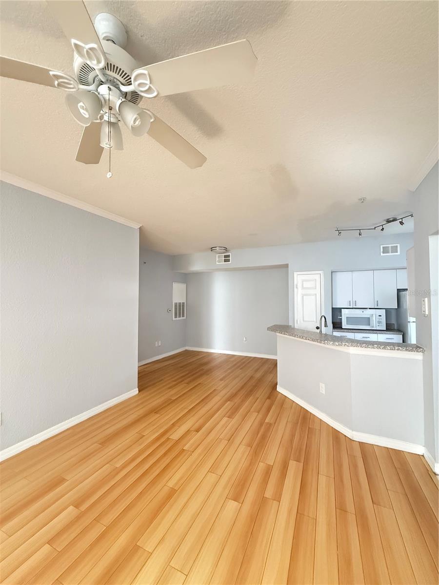 6316 Raleigh St #401 Property Photo 5