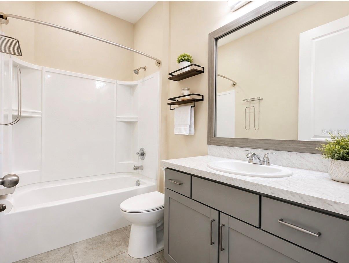 2410 Bittle Way Property Photo 11