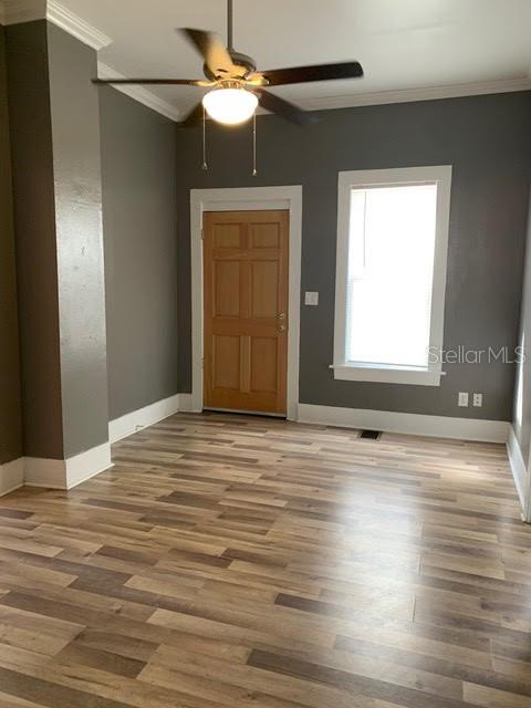 201 E Voorhis Ave Property Photo 5