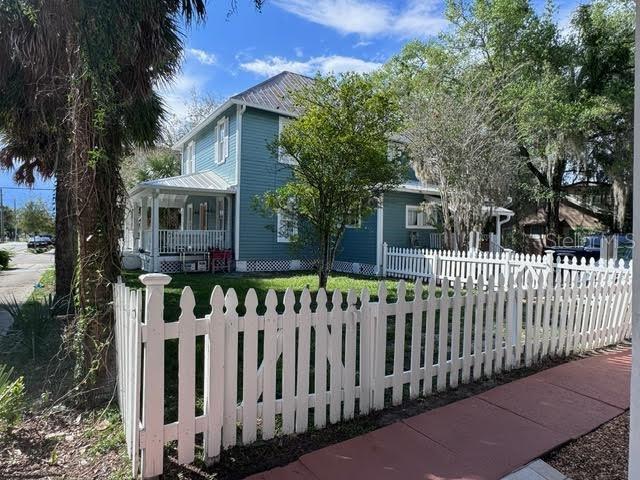201 E Voorhis Ave Property Photo 26