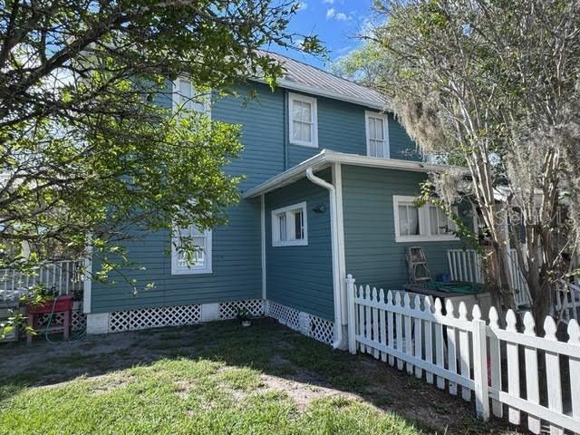 201 E Voorhis Ave Property Photo 31