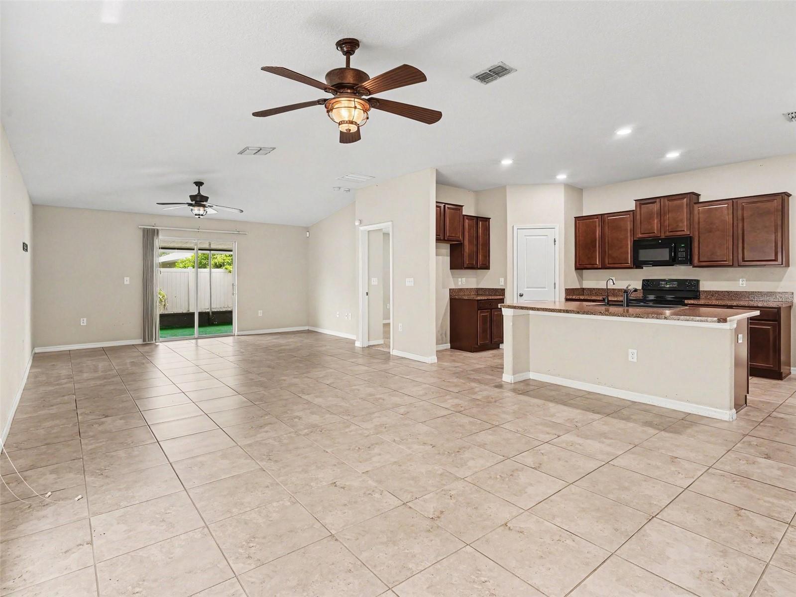 16803 Peaceful Valley Dr Property Photo 8