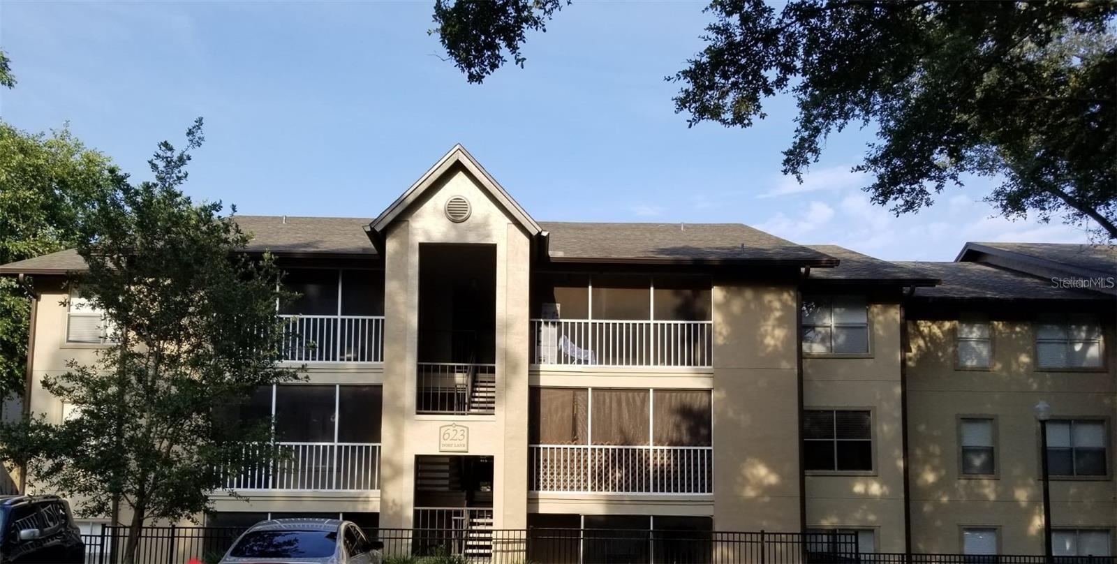 623 Dory Ln #306 Property Photo 2