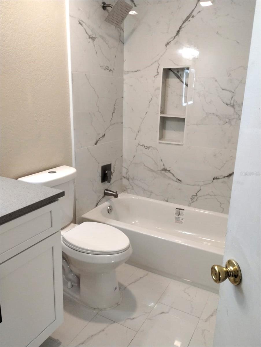 623 Dory Ln #306 Property Photo 10