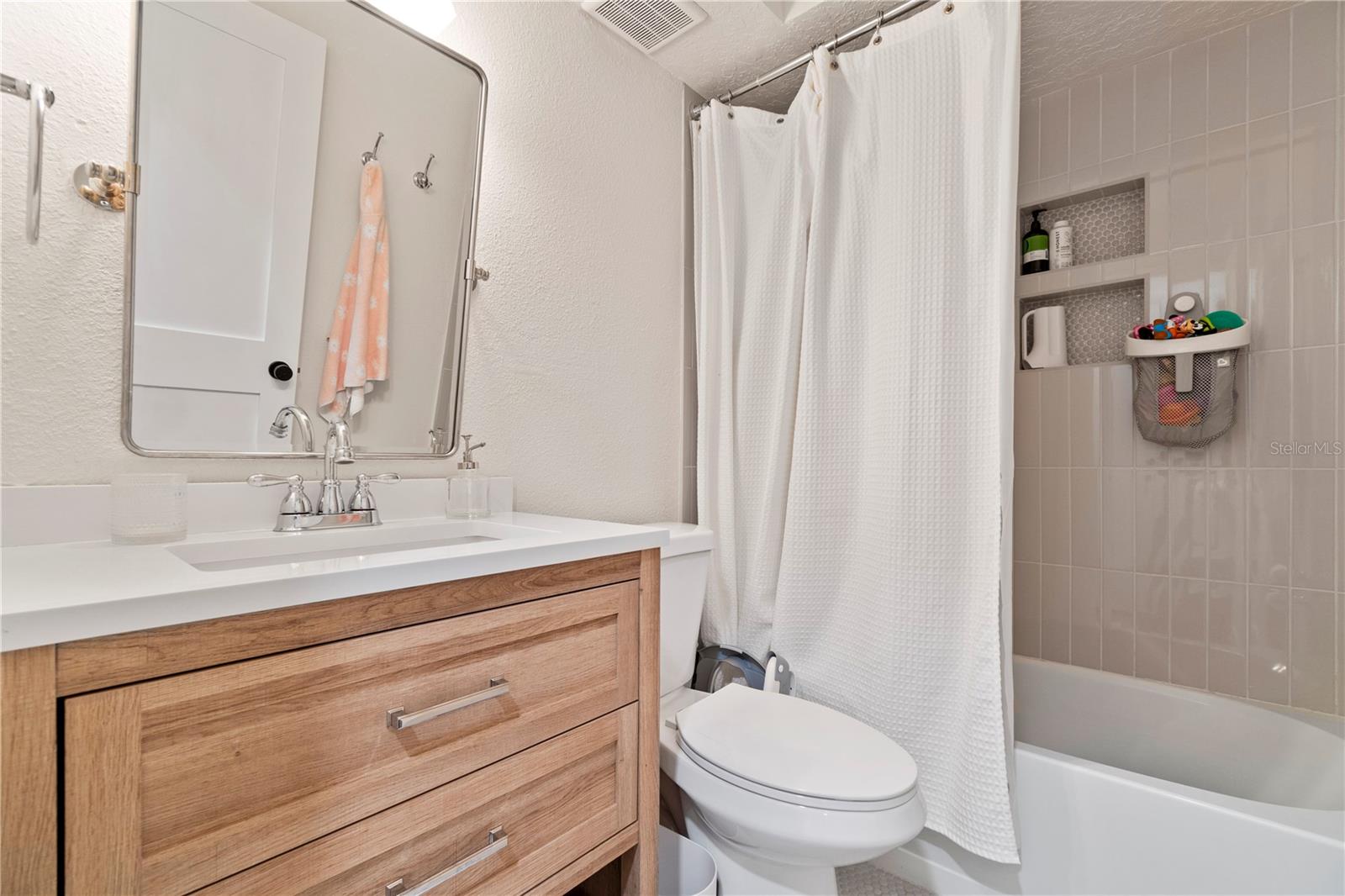 5132 Tellson Pl Property Photo 6