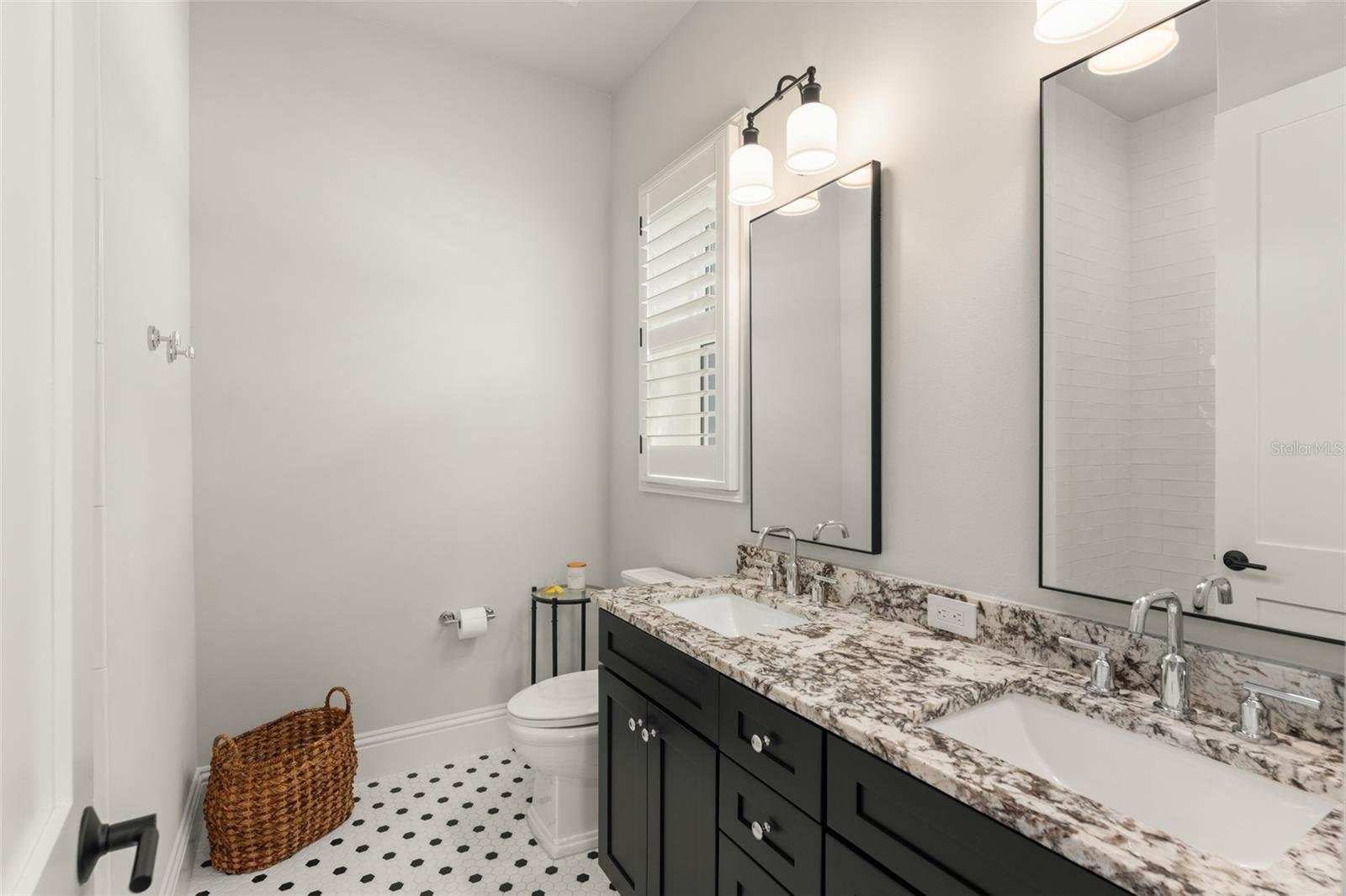 15217 Farm Stand Ct Property Photo 35