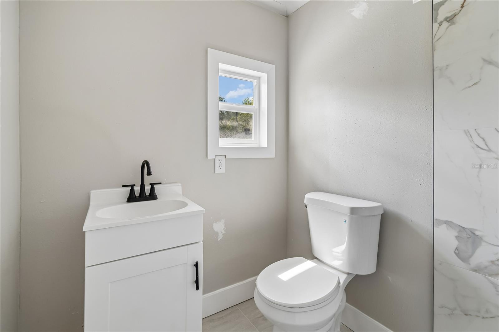 400 Plumosa Dr Property Photo 17