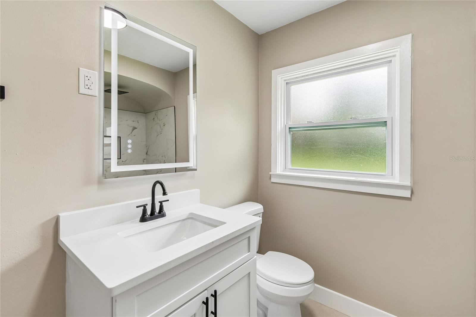400 Plumosa Dr Property Photo 53