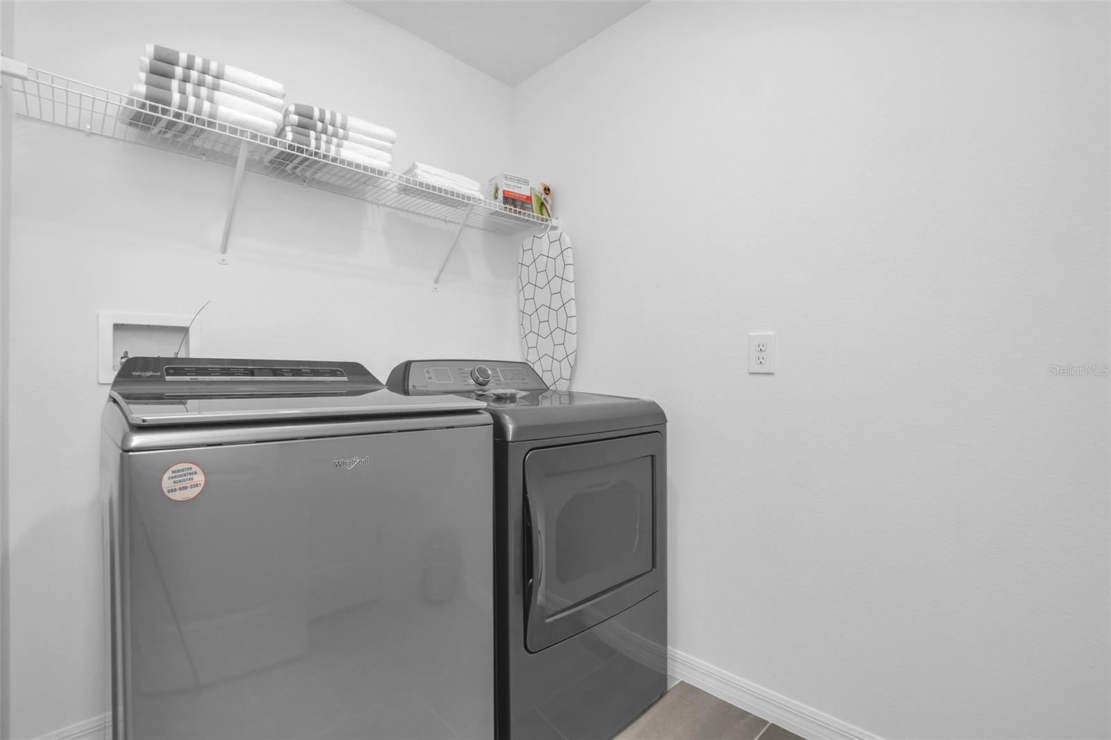2131 Derwent Dr Property Photo 13