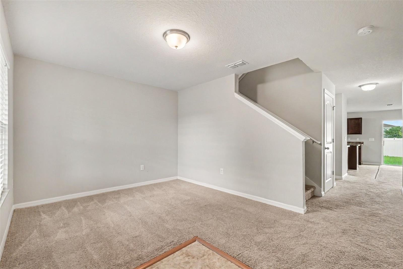 4189 High Ridge Ave Property Photo 6