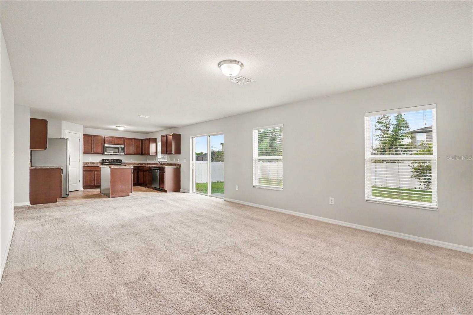 4189 High Ridge Ave Property Photo 7