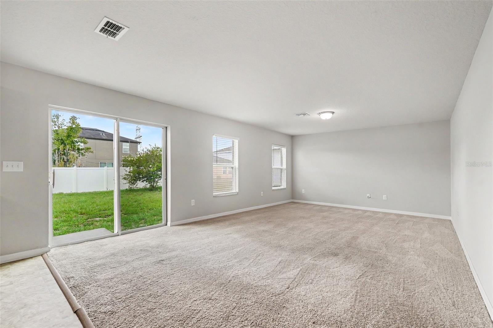 4189 High Ridge Ave Property Photo 10
