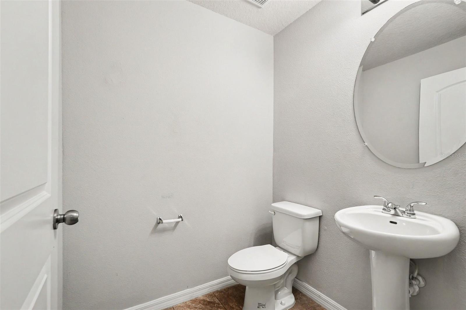 4189 High Ridge Ave Property Photo 11