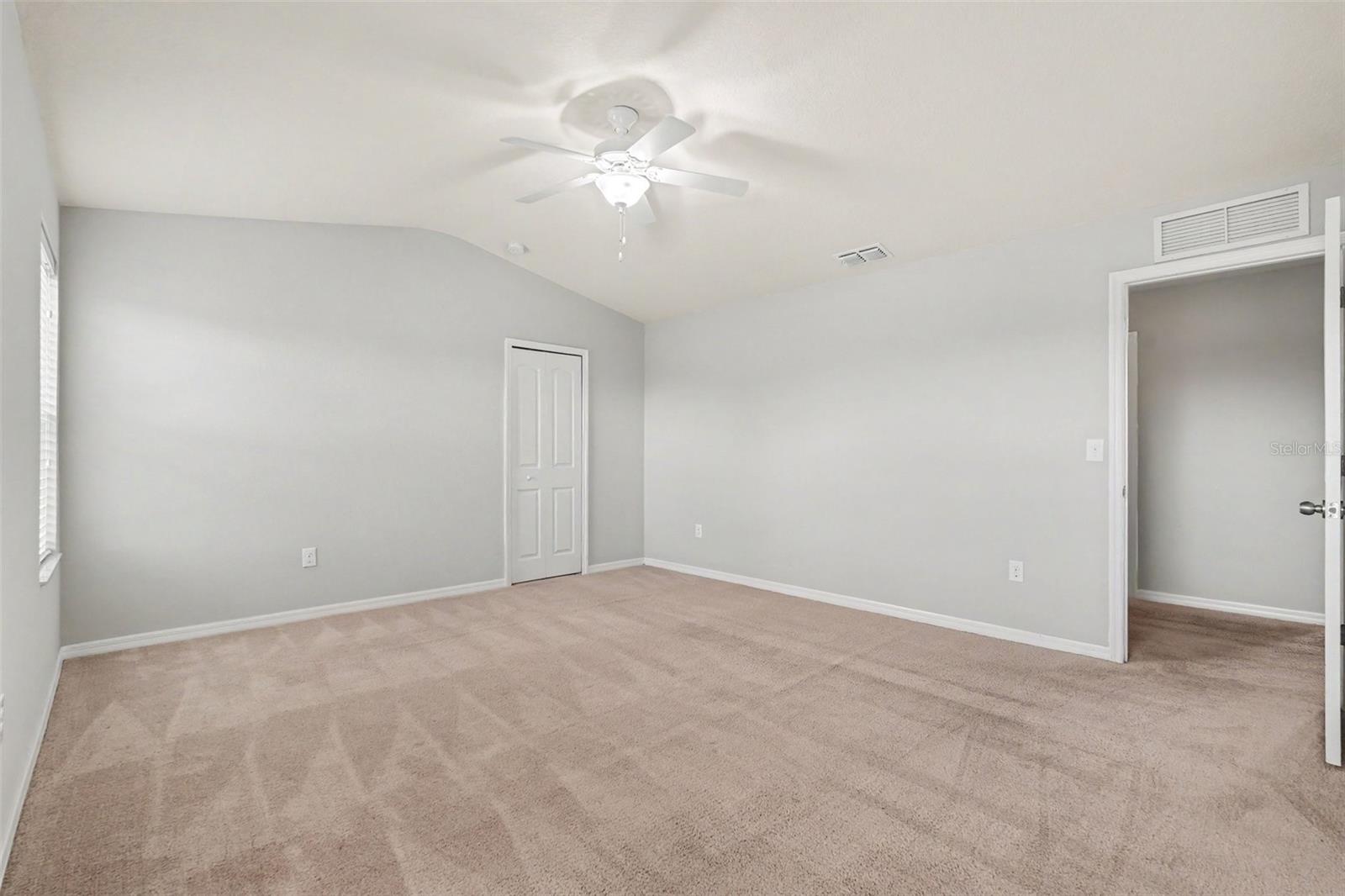 4189 High Ridge Ave Property Photo 14