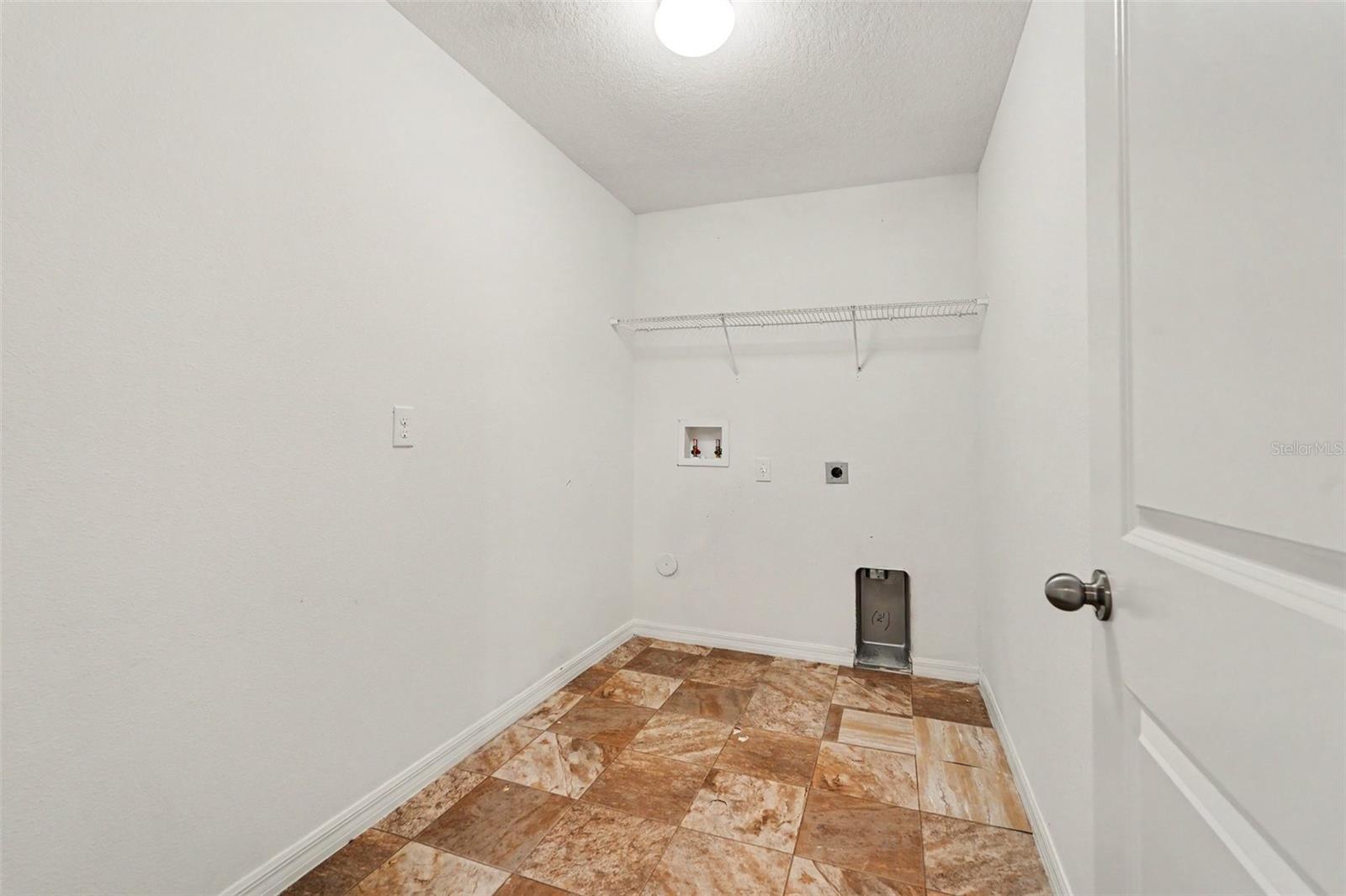 4189 High Ridge Ave Property Photo 24