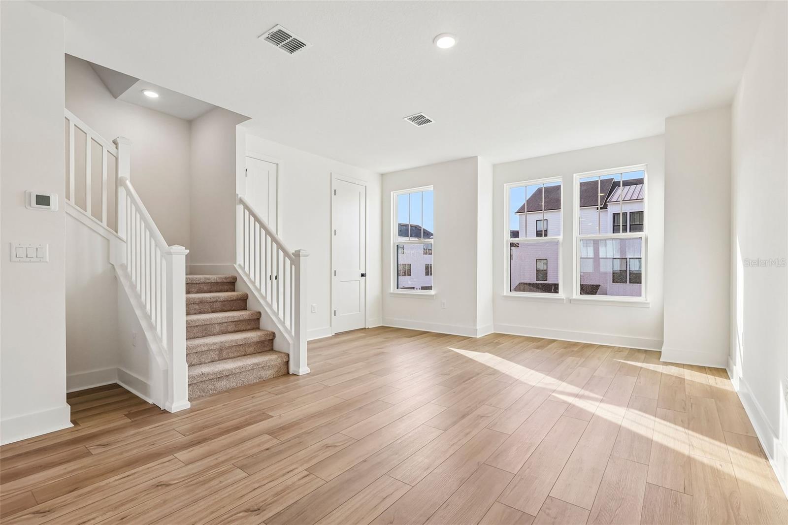 15075 Groveside Rd Property Photo 7
