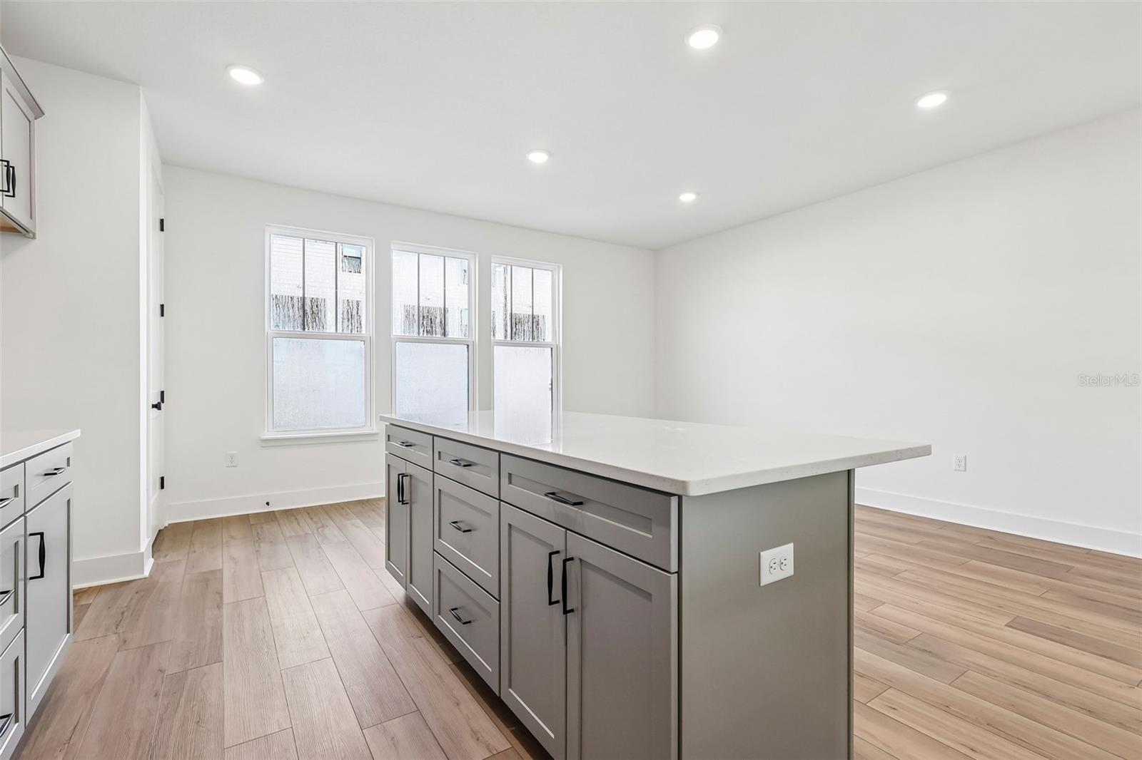15075 Groveside Rd Property Photo 15