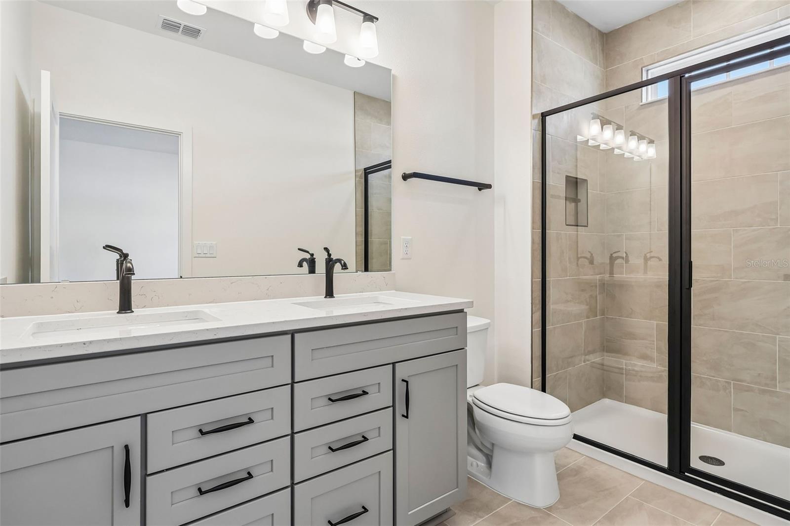 15075 Groveside Rd Property Photo 22
